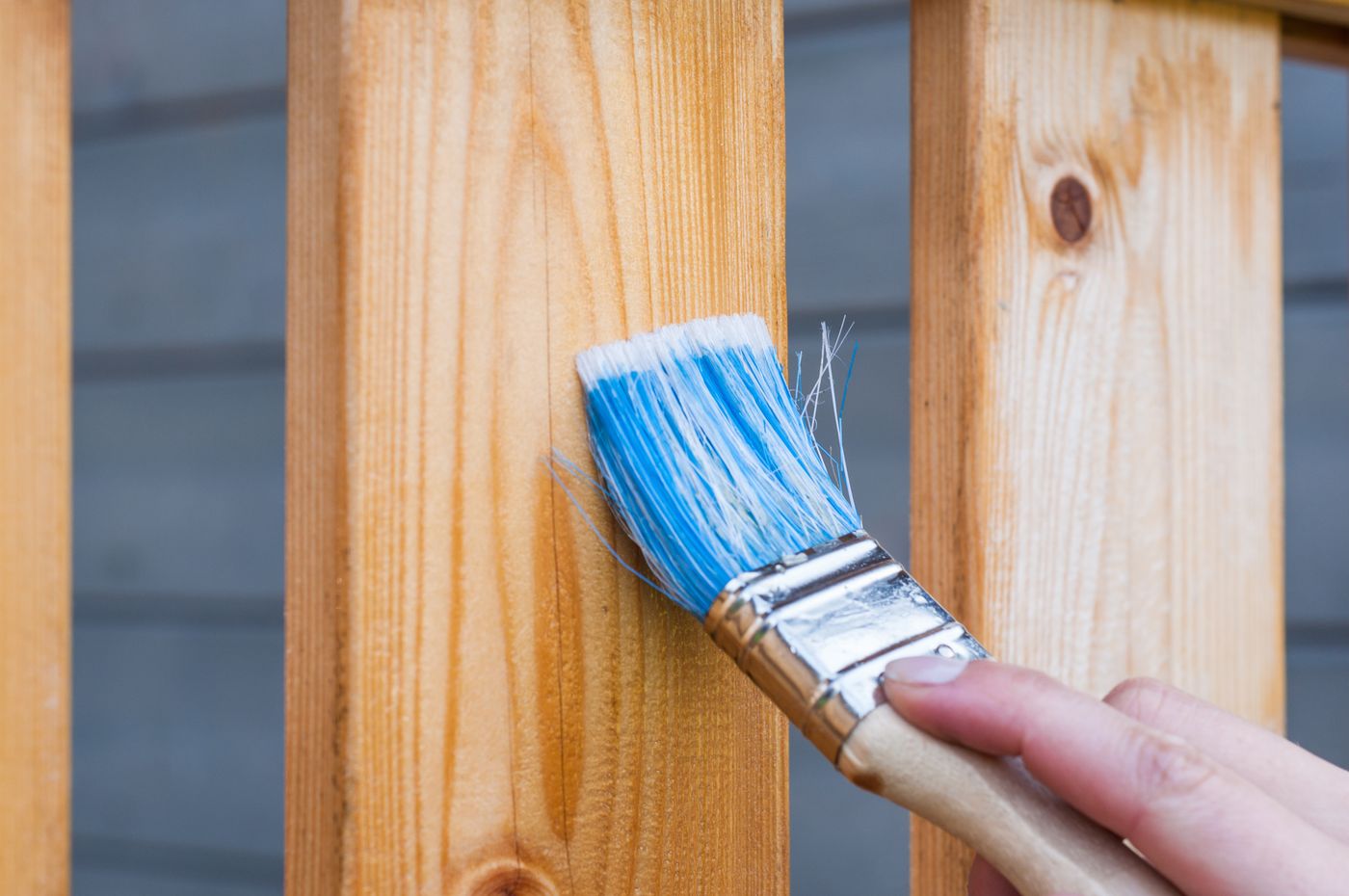 Paint roller and clean edge detail